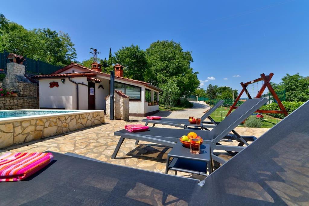 Piccola Casa - A Little Paradise Kršan Buitenkant foto