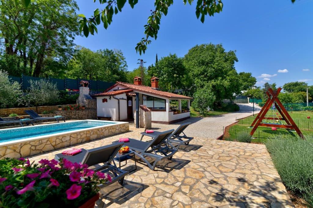 Piccola Casa - A Little Paradise Kršan Buitenkant foto